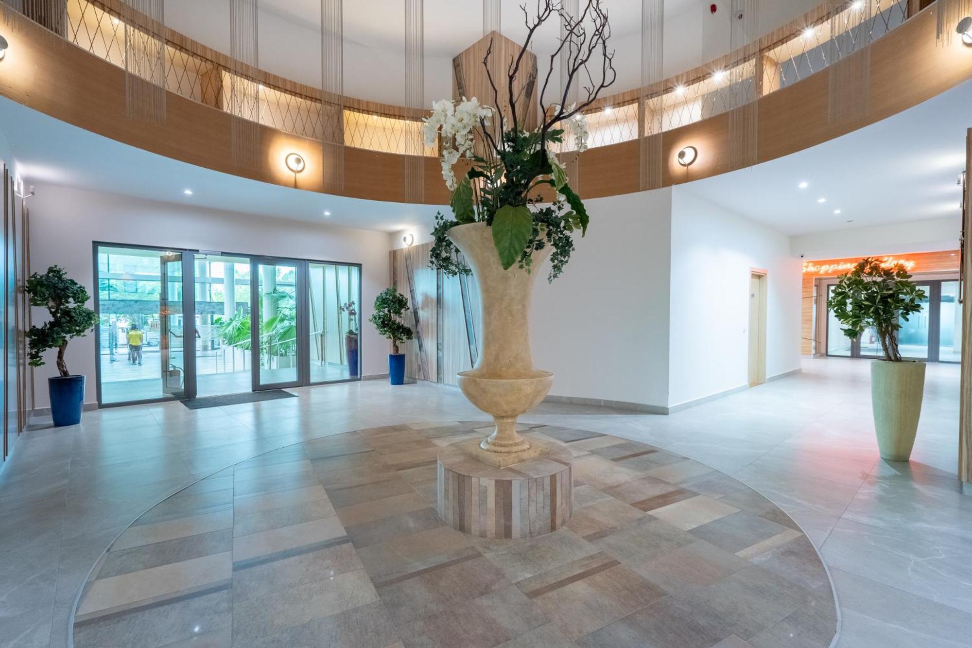 Apartmán Charlotte Grand Bukurešť Exteriér fotografie